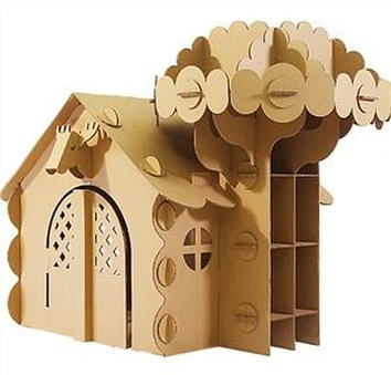 Rumah kadbod dengan Tress